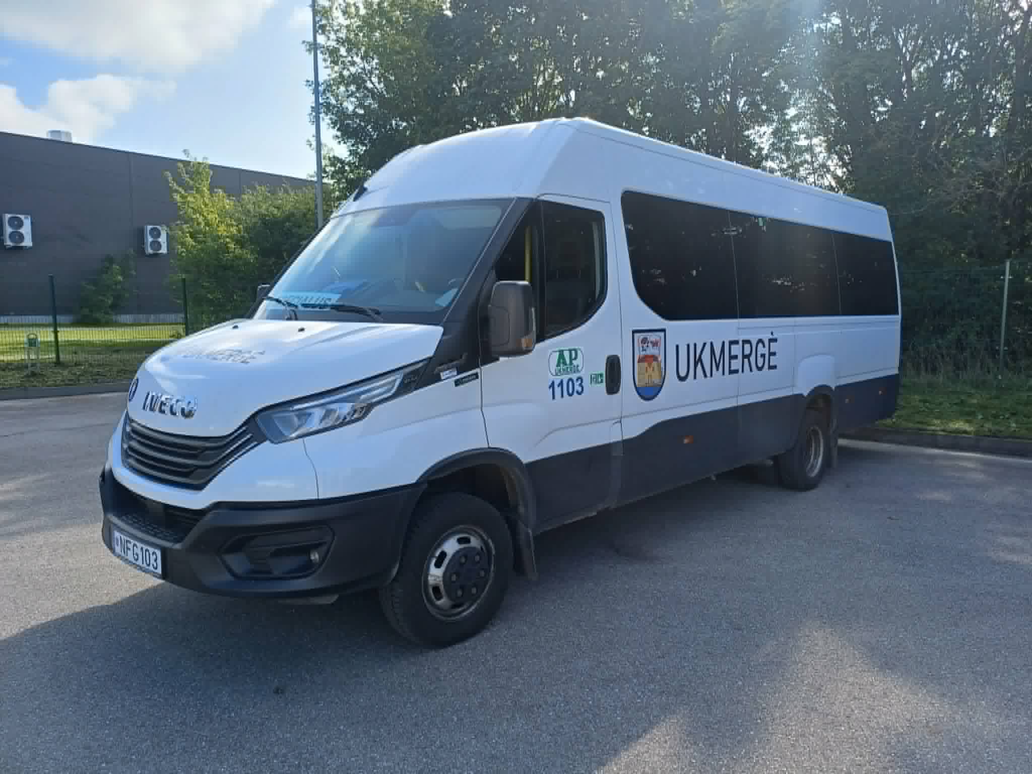 Bus image